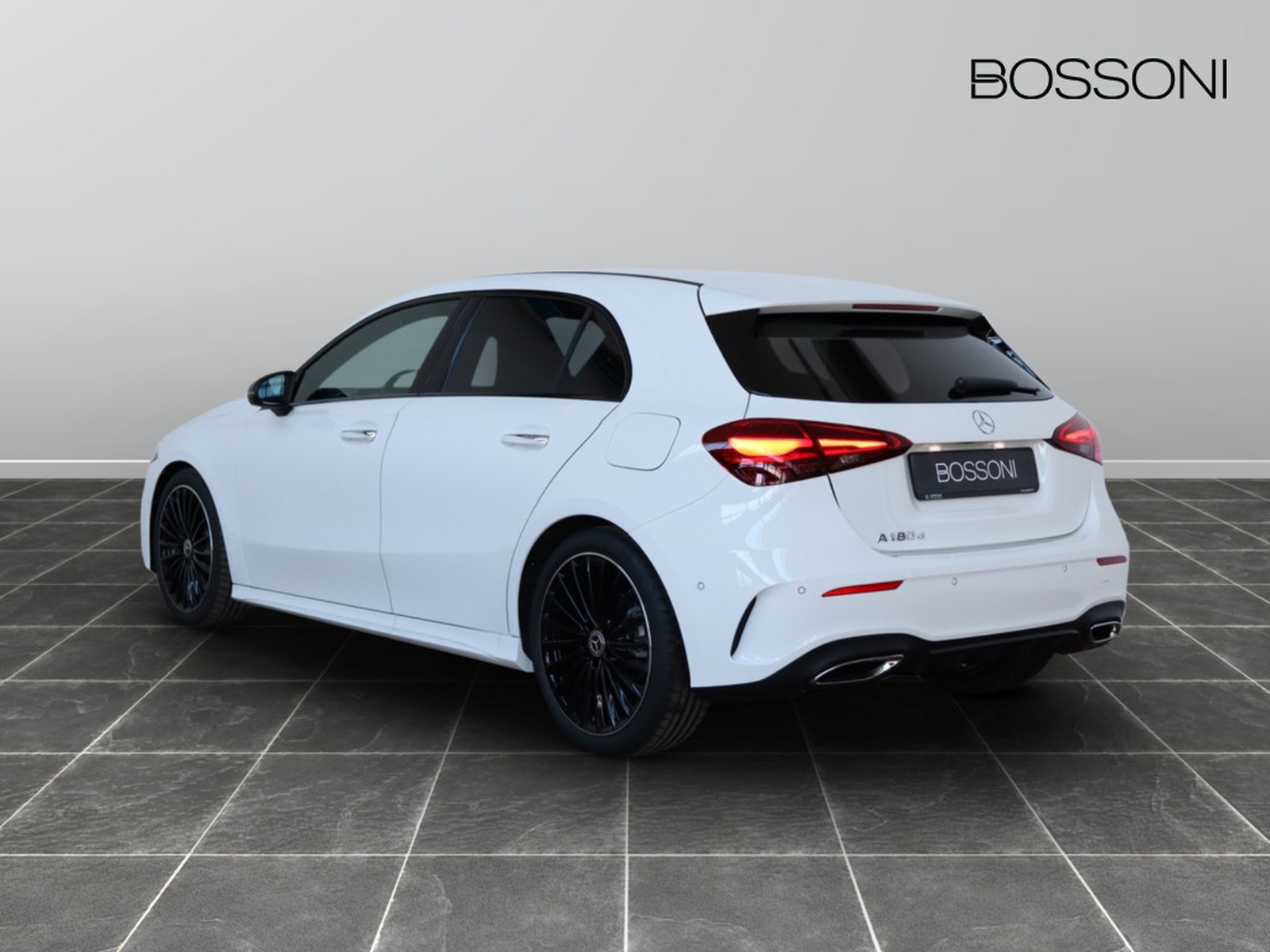 5 - Mercedes Classe A 180 d amg line extra speedshift dct amg 8g