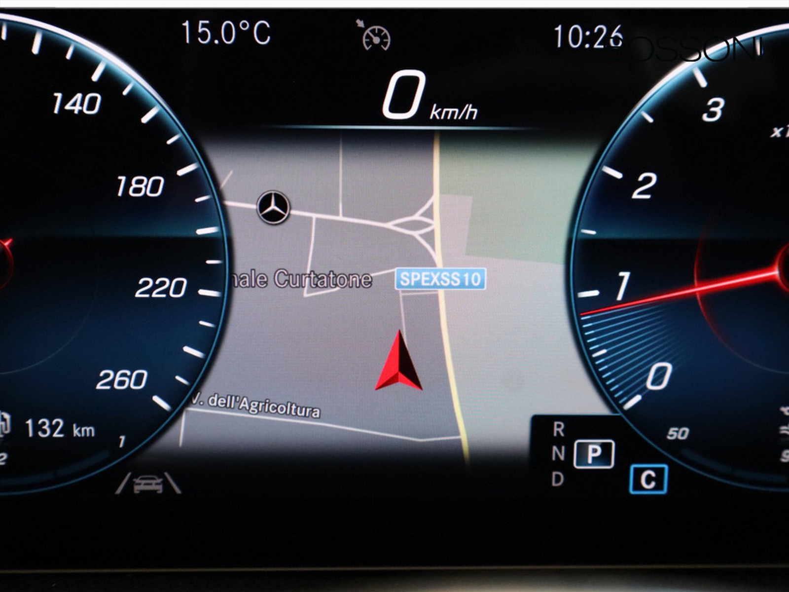 15 - Mercedes GLA 200 sport plus 7g-dct