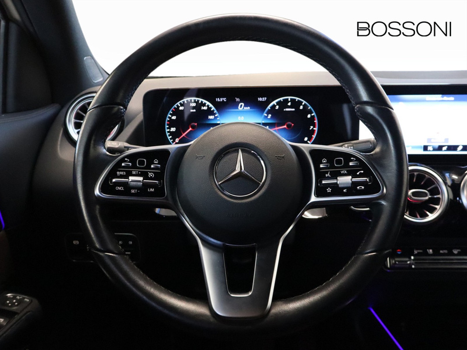 16 - Mercedes GLA 200 sport plus 7g-dct