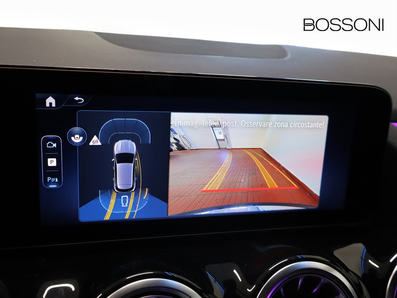 11 - Mercedes GLA 180 amg line advanced plus 7g-dct