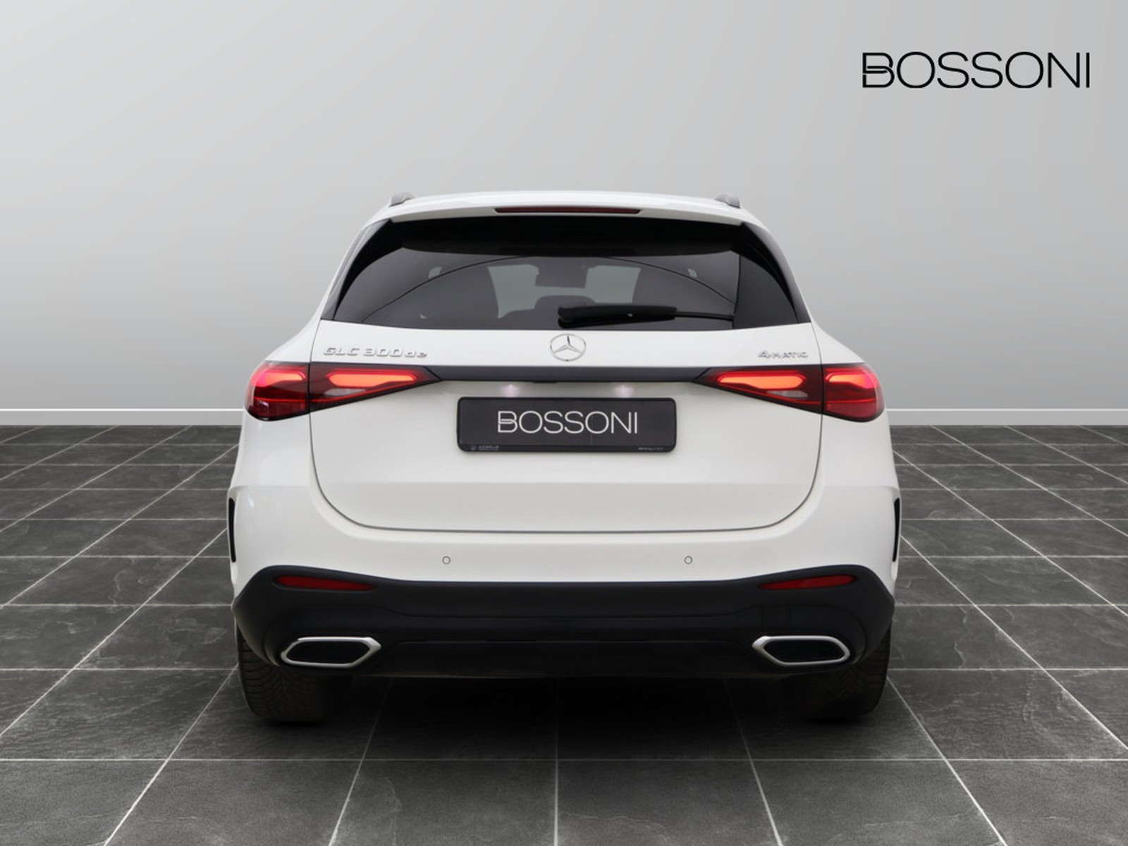 6 - Mercedes GLC suv 300 de plug in hybrid amg line advanced 4matic 9g-tronic