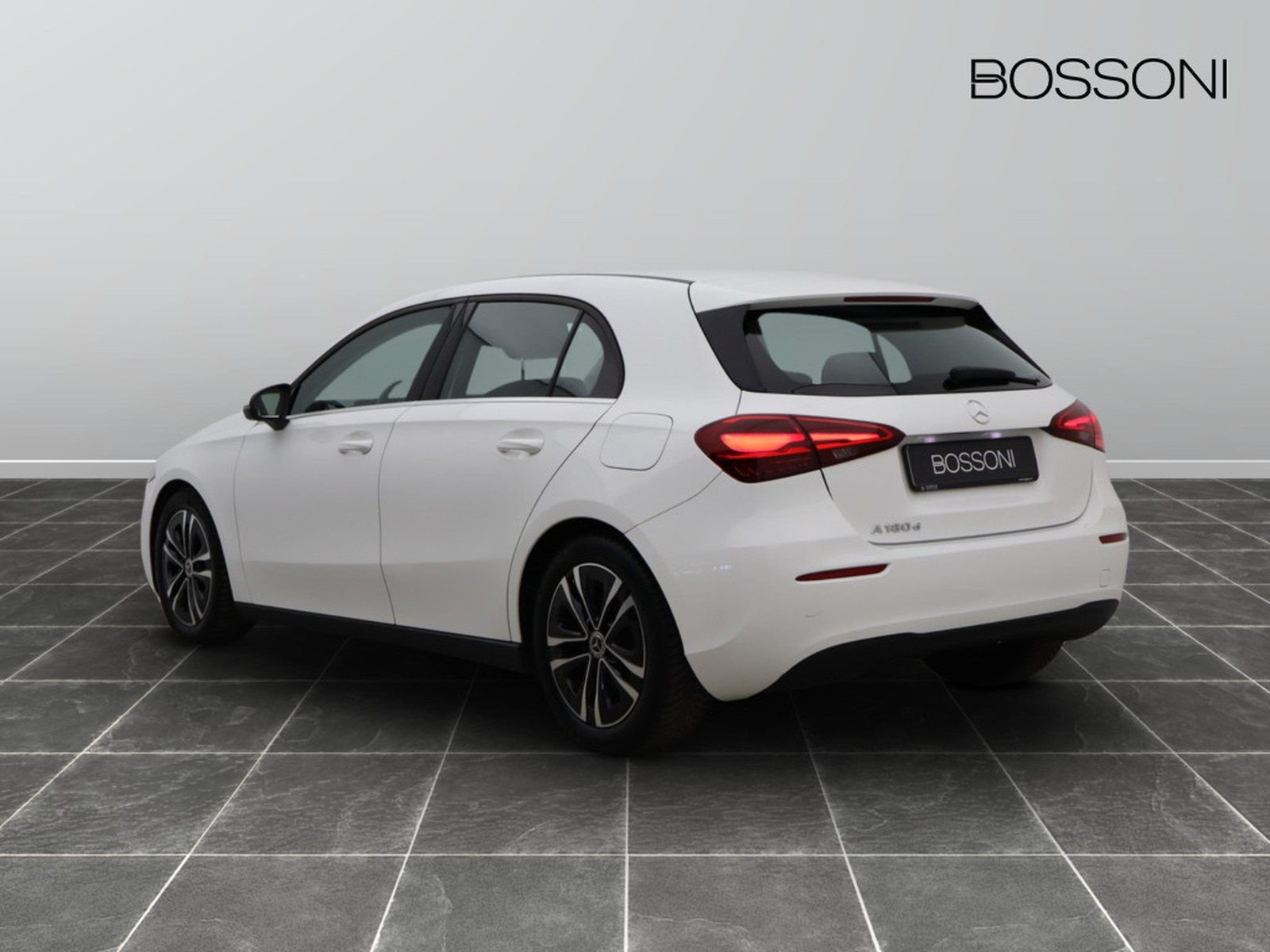 5 - Mercedes Classe A 180 d advanced speedshift dct amg 8g