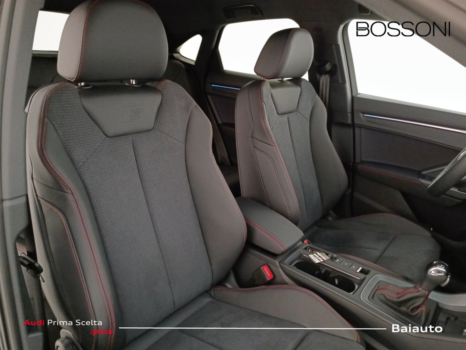 22 - Audi Q3 sportback 35 2.0 tdi s line edition s tronic