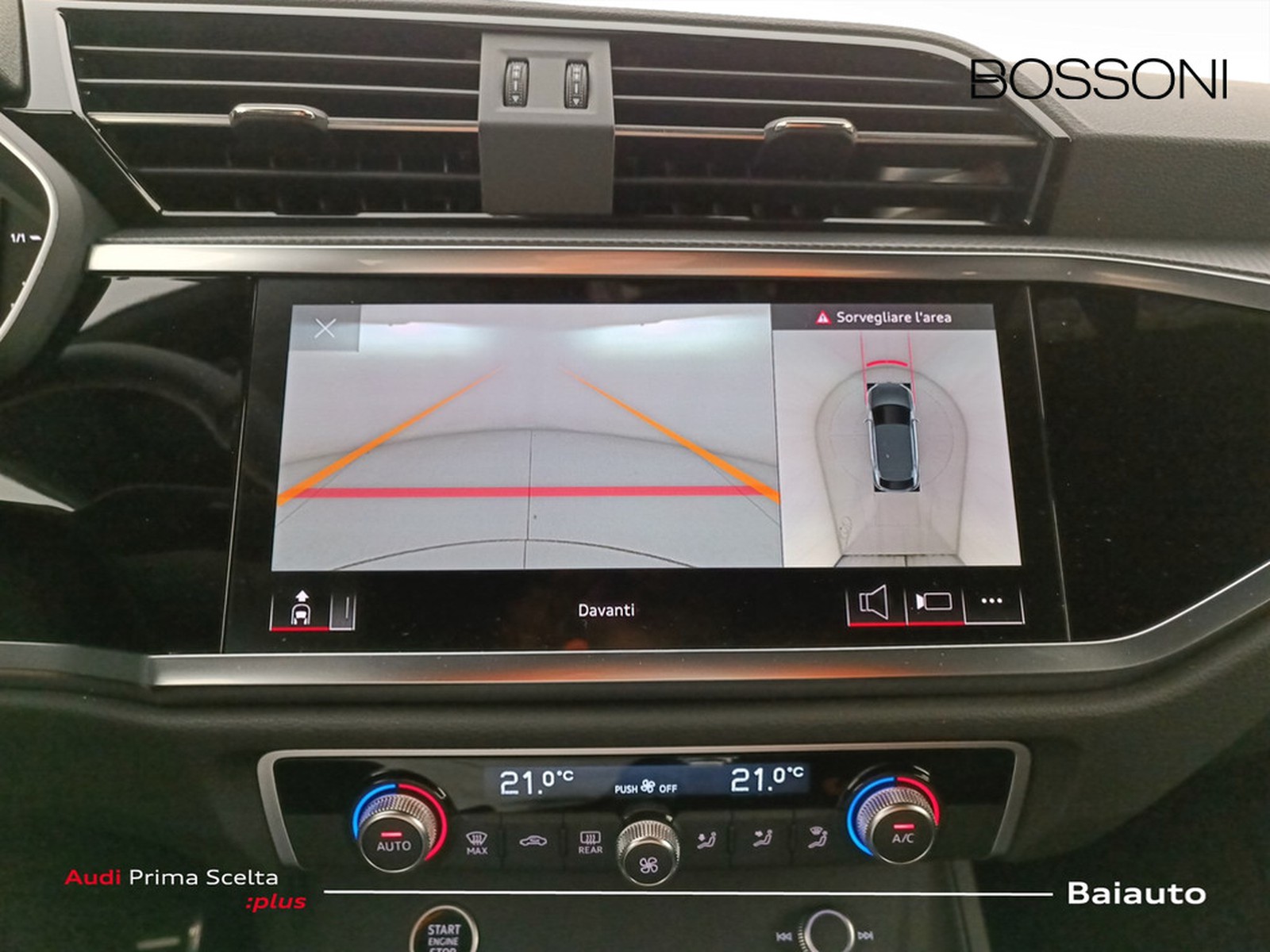 32 - Audi Q3 sportback 35 2.0 tdi s line edition s tronic