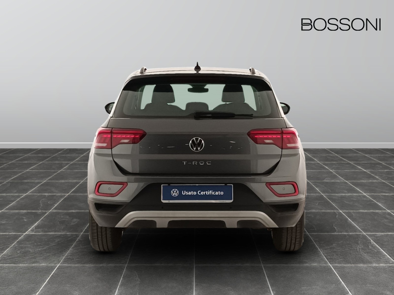 5 - Volkswagen T-Roc 2.0 tdi scr 115cv life