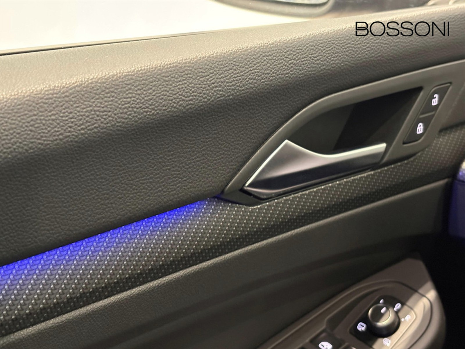 36 - Volkswagen Golf 2.0 tsi 333cv r 4motion dsg