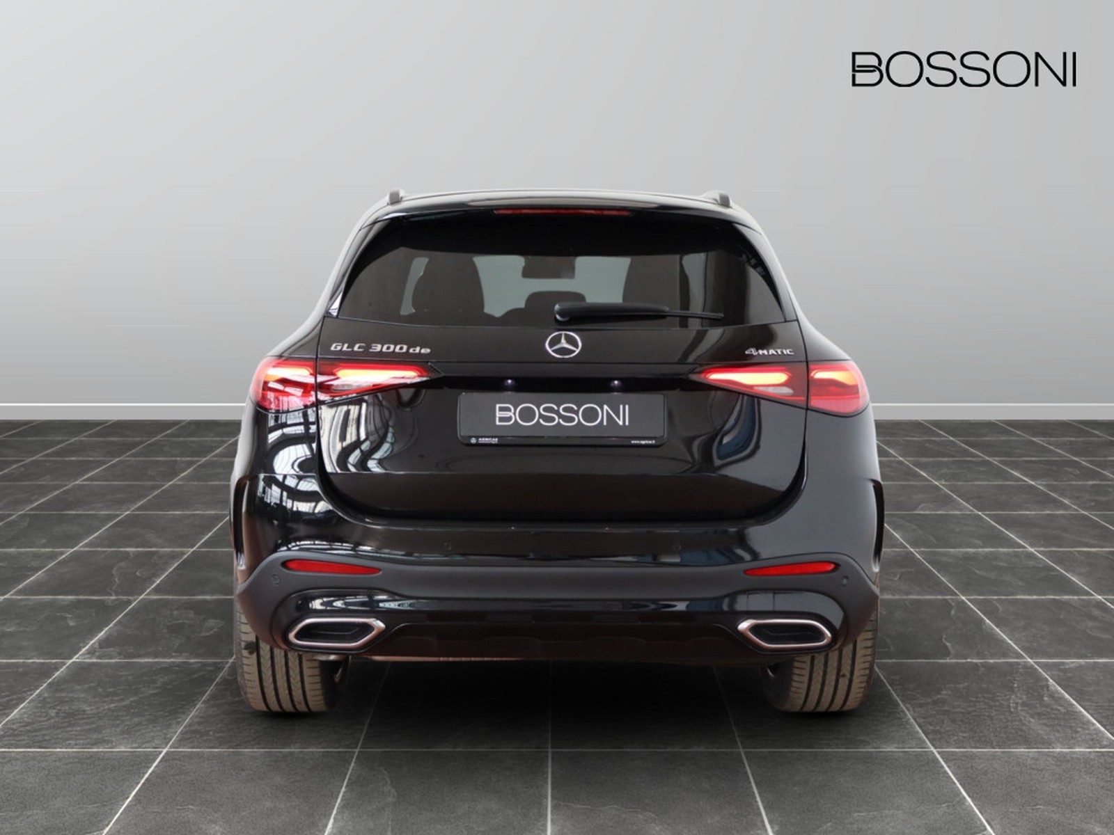 6 - Mercedes GLC suv 300 de plug in hybrid amg line advanced tech 4matic 9g-tronic