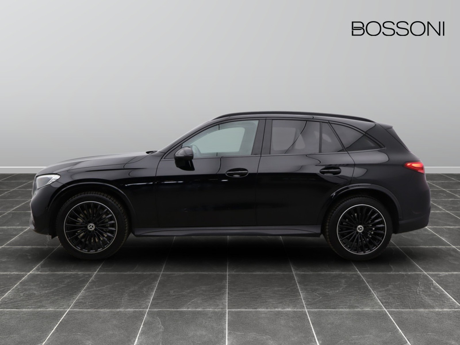 3 - Mercedes GLC suv 220 d amg line advanced 4matic 9g-tronic