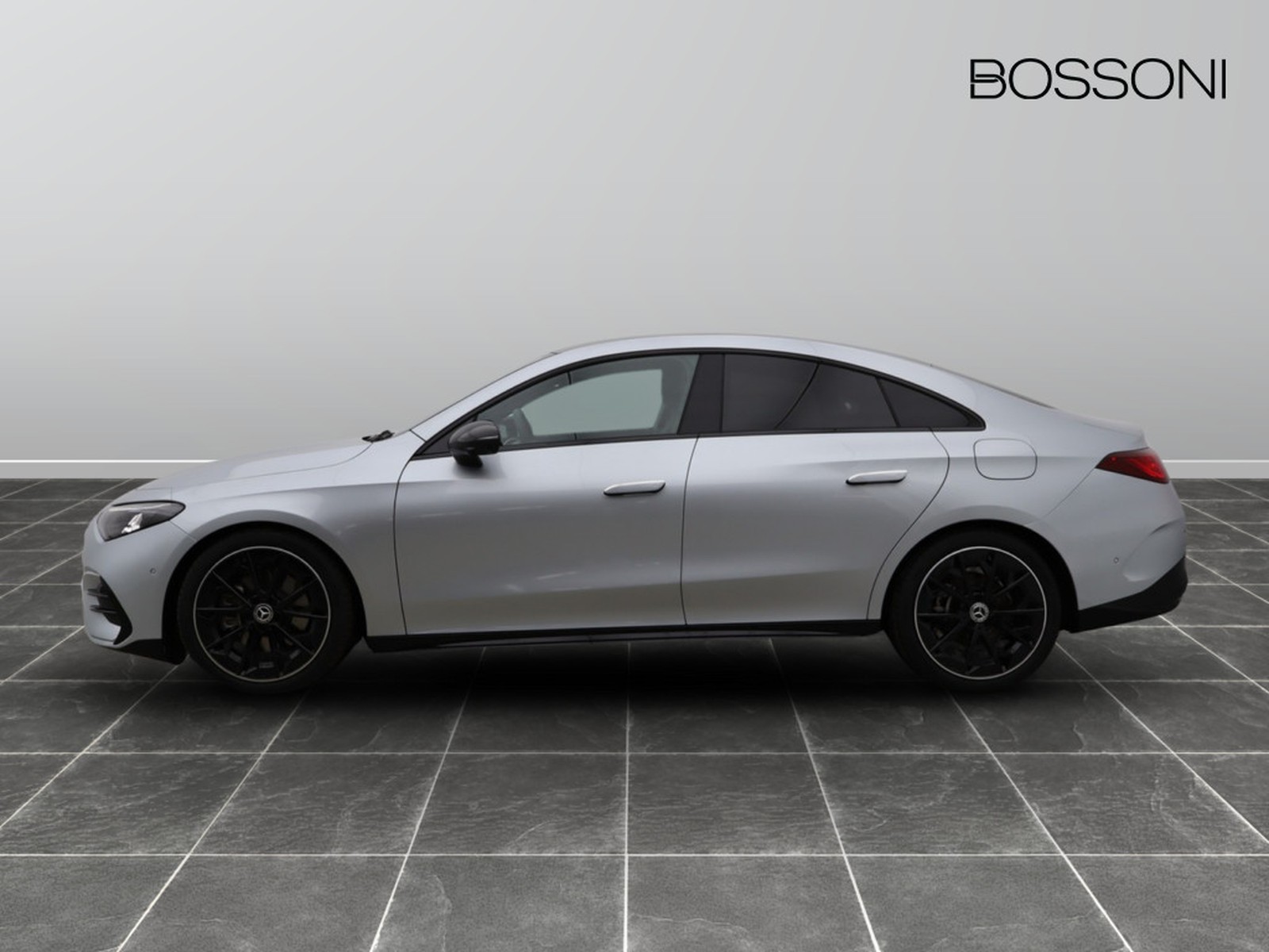 3 - Mercedes CLA 200 advanced plus 4matic auto