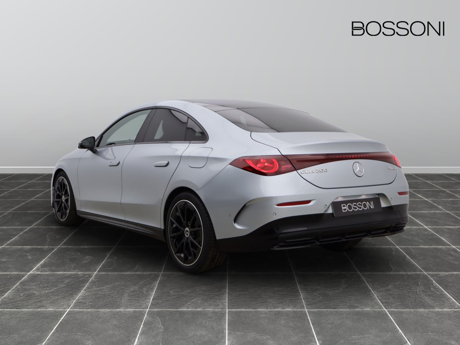 5 - Mercedes CLA 200 advanced plus 4matic auto