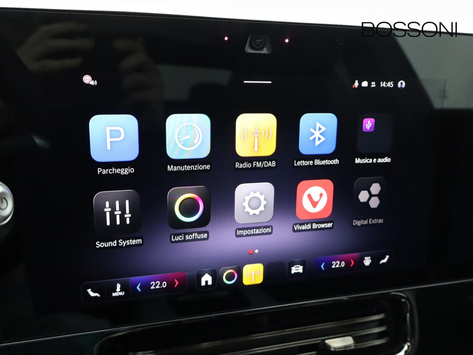 10 - Mercedes CLA 200 advanced plus 4matic auto