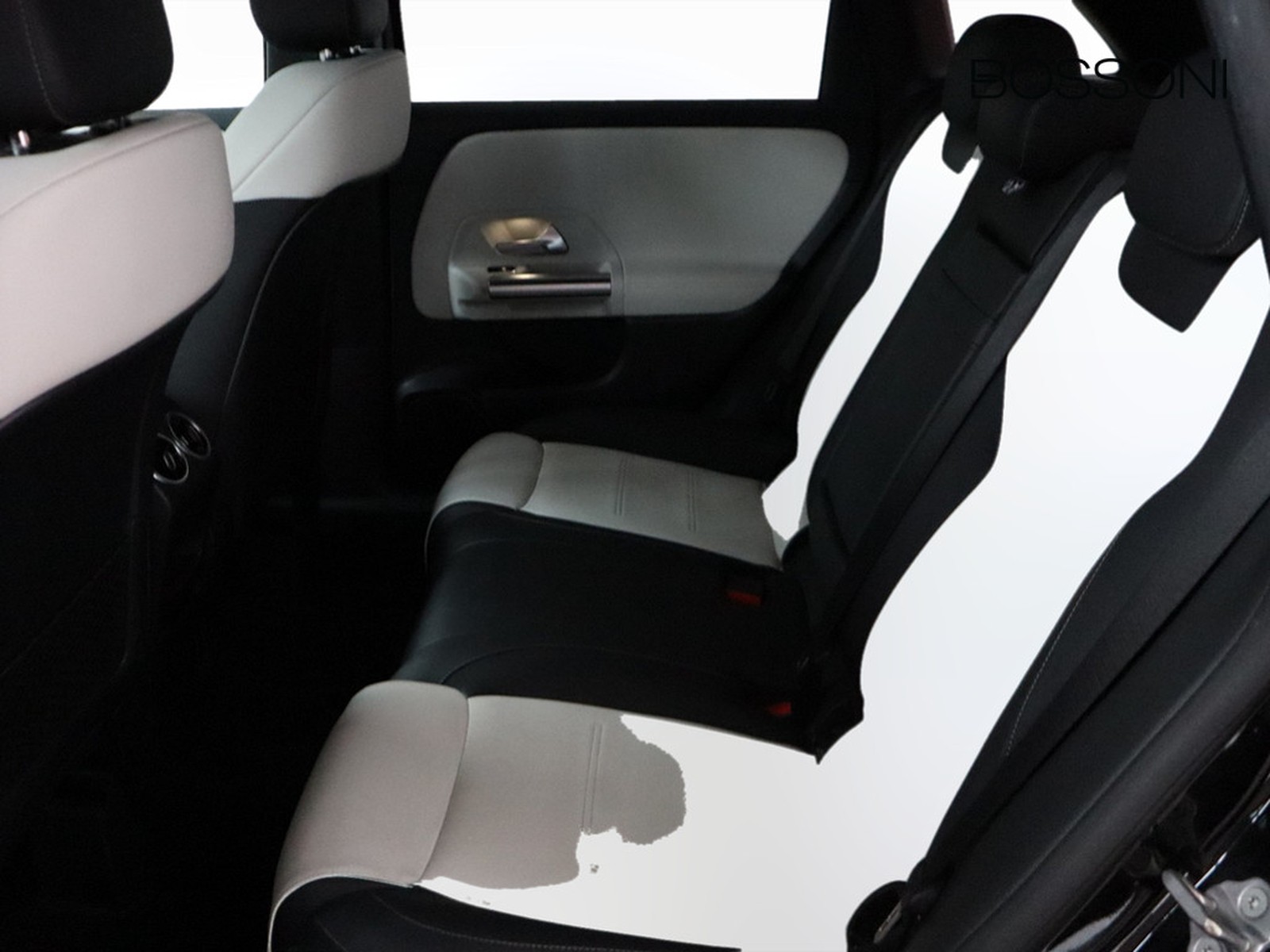 8 - Mercedes Classe B 180 d premium 7g-dct