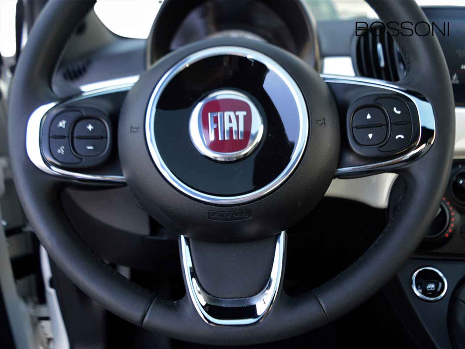 9 - Fiat 500 1.0 firefly hybrid 70cv dolcevita