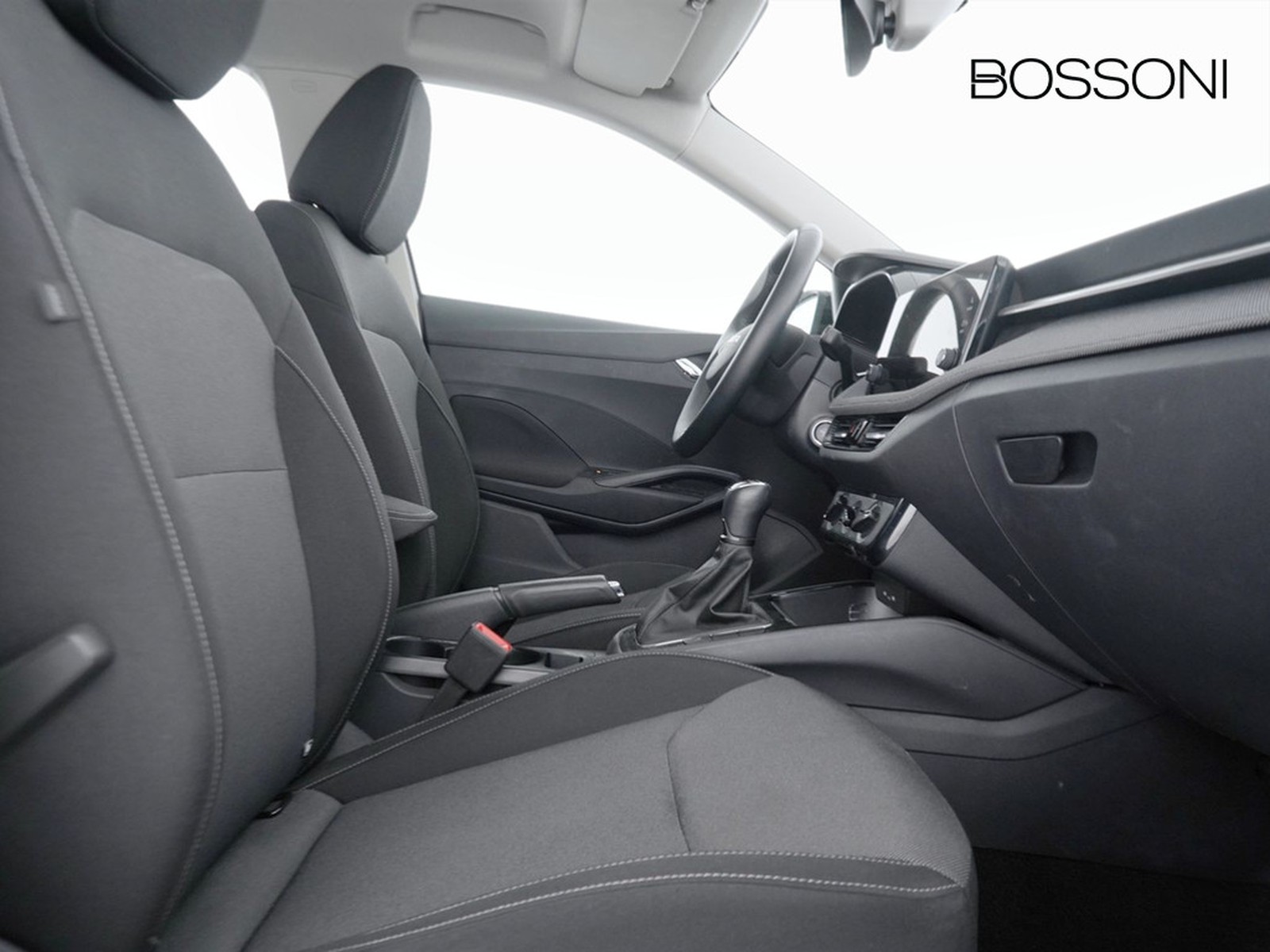 8 - Skoda Fabia 1.0 tsi 95cv young edition