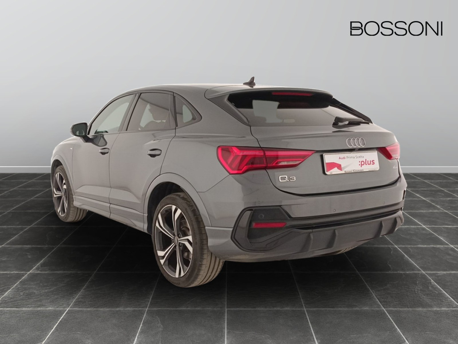 4 - Audi Q3 sportback 35 2.0 tdi s line edition s tronic