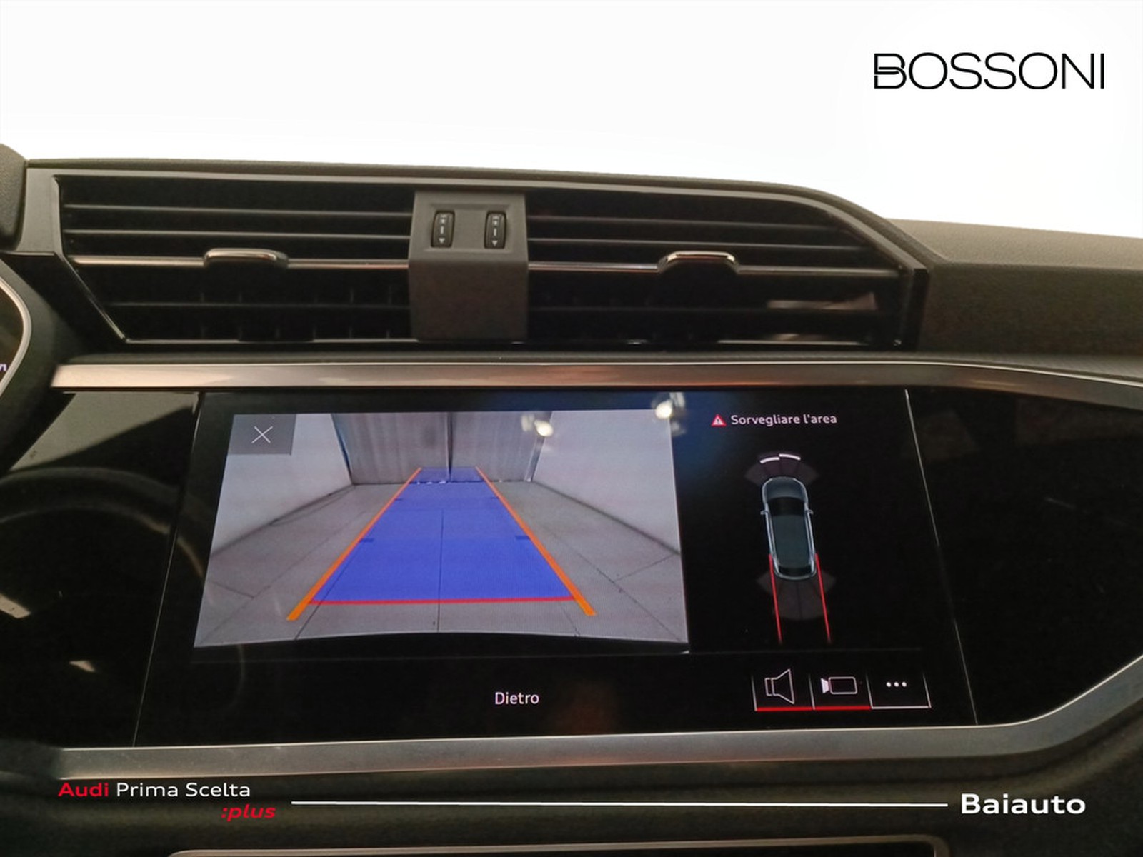 30 - Audi Q3 sportback 35 2.0 tdi s line edition s tronic