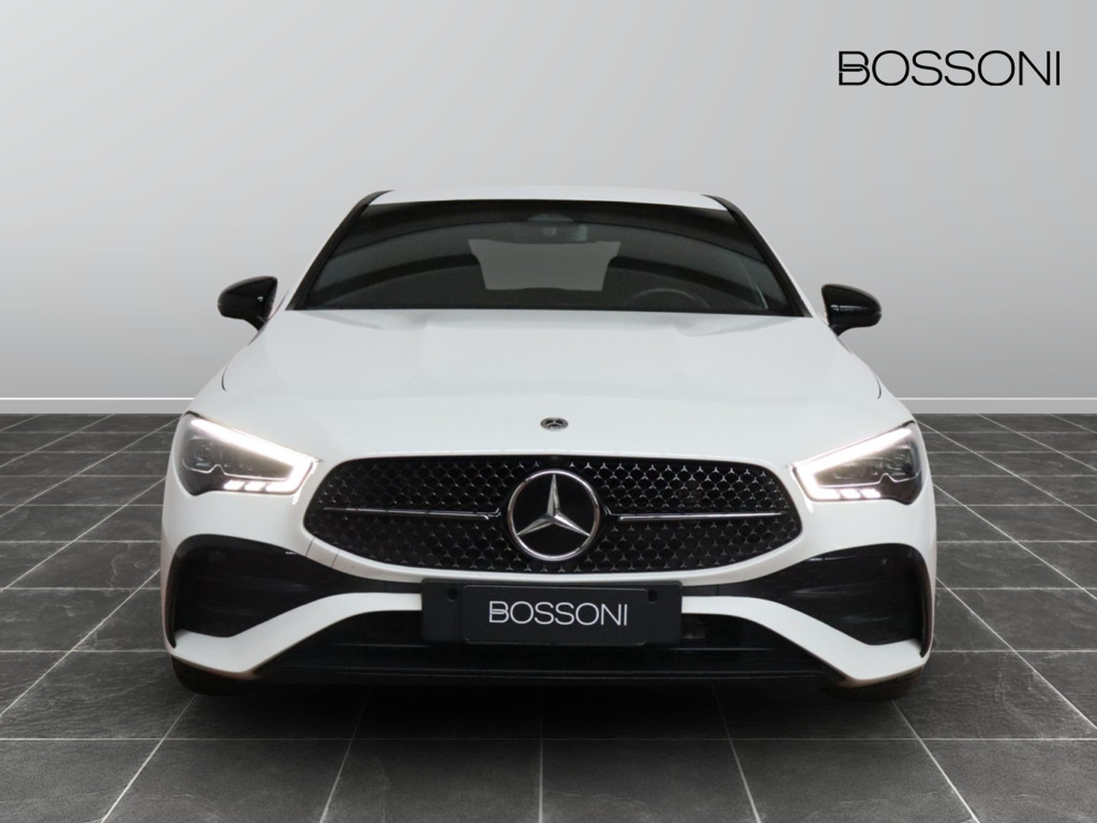 2 - Mercedes CLA coupe 200 d amg line premium 8g-dct
