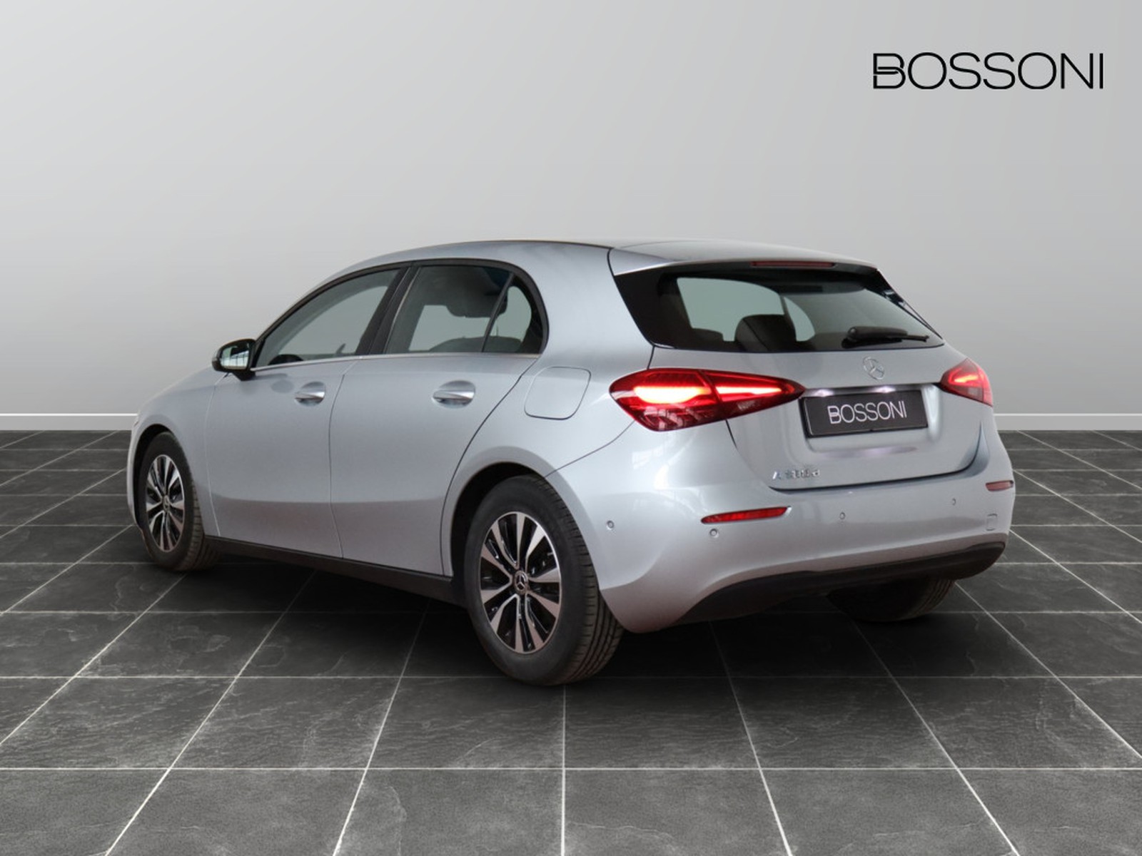 5 - Mercedes Classe A 180 d advanced speedshift dct amg 8g