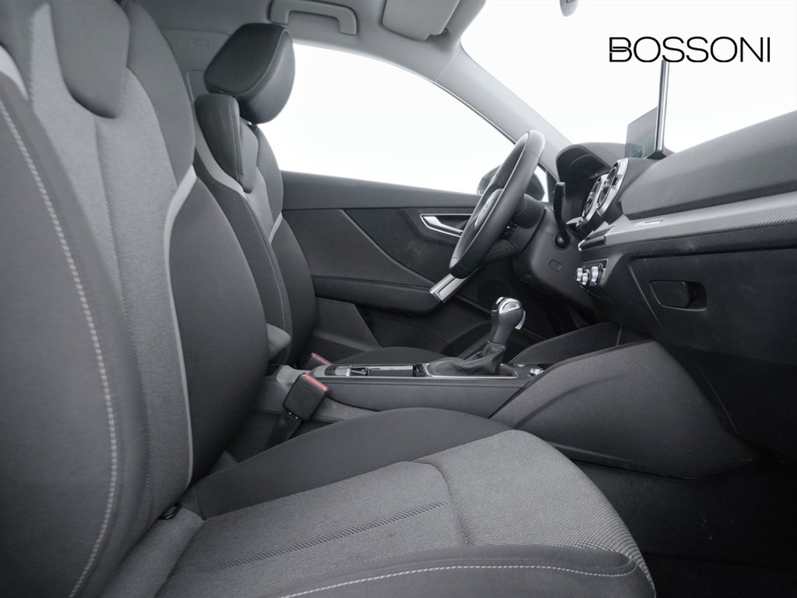 16 - Audi Q2 35 1.5 tfsi s line edition s tronic