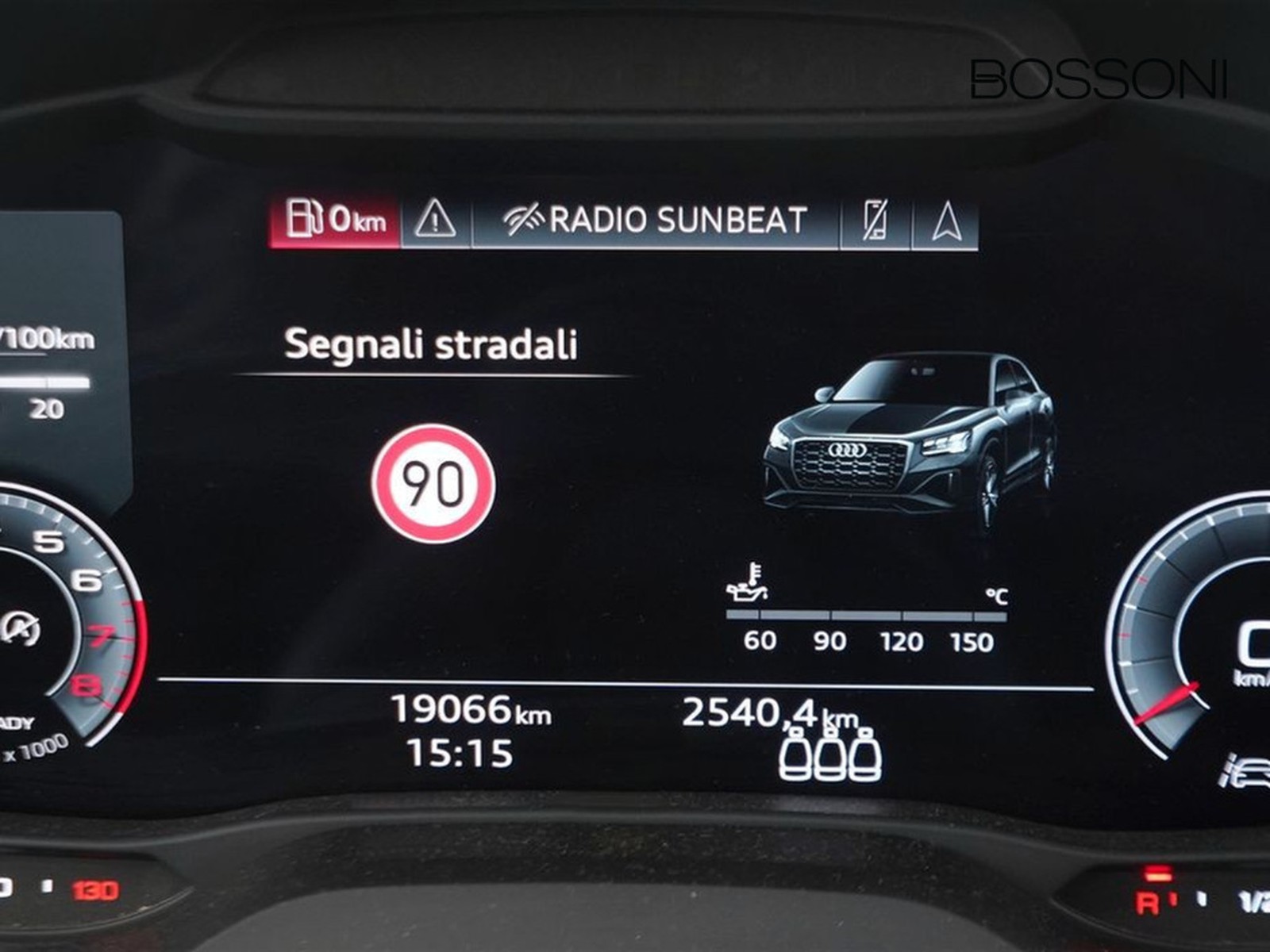 29 - Audi Q2 35 1.5 tfsi s line edition s tronic