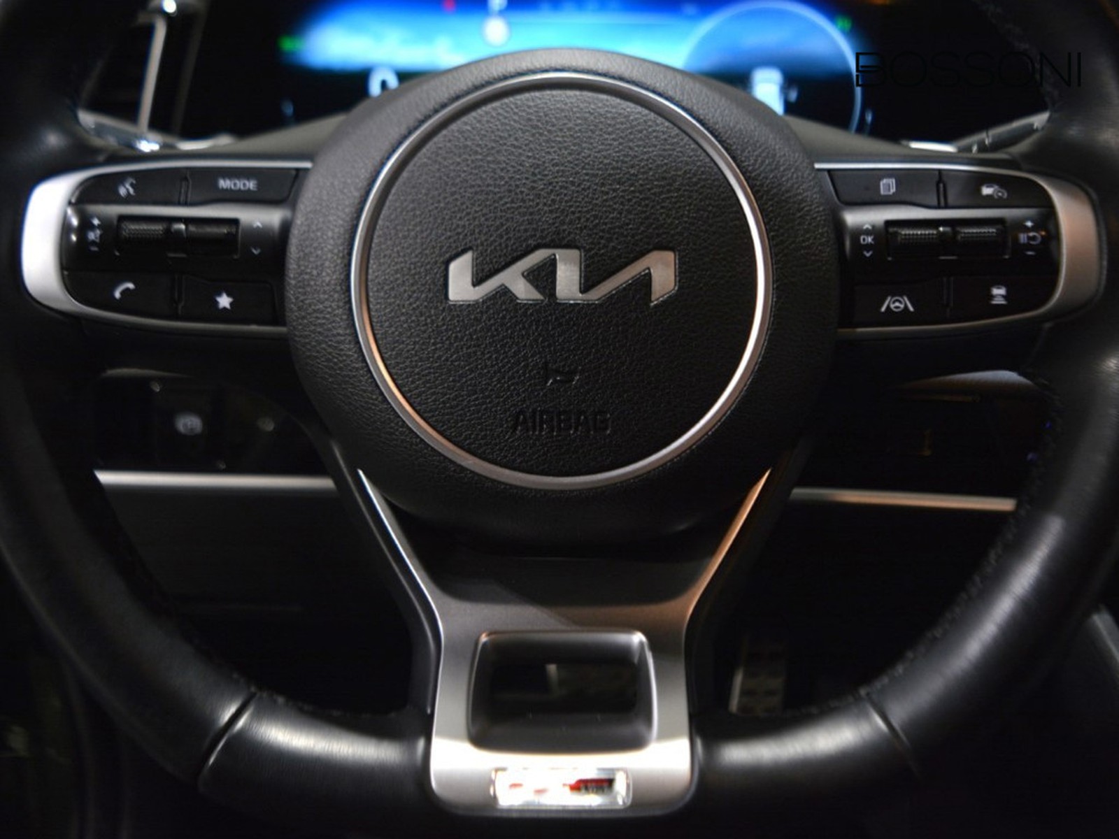 16 - Kia Sportage 1.6 t-gdi hev gt-line at6