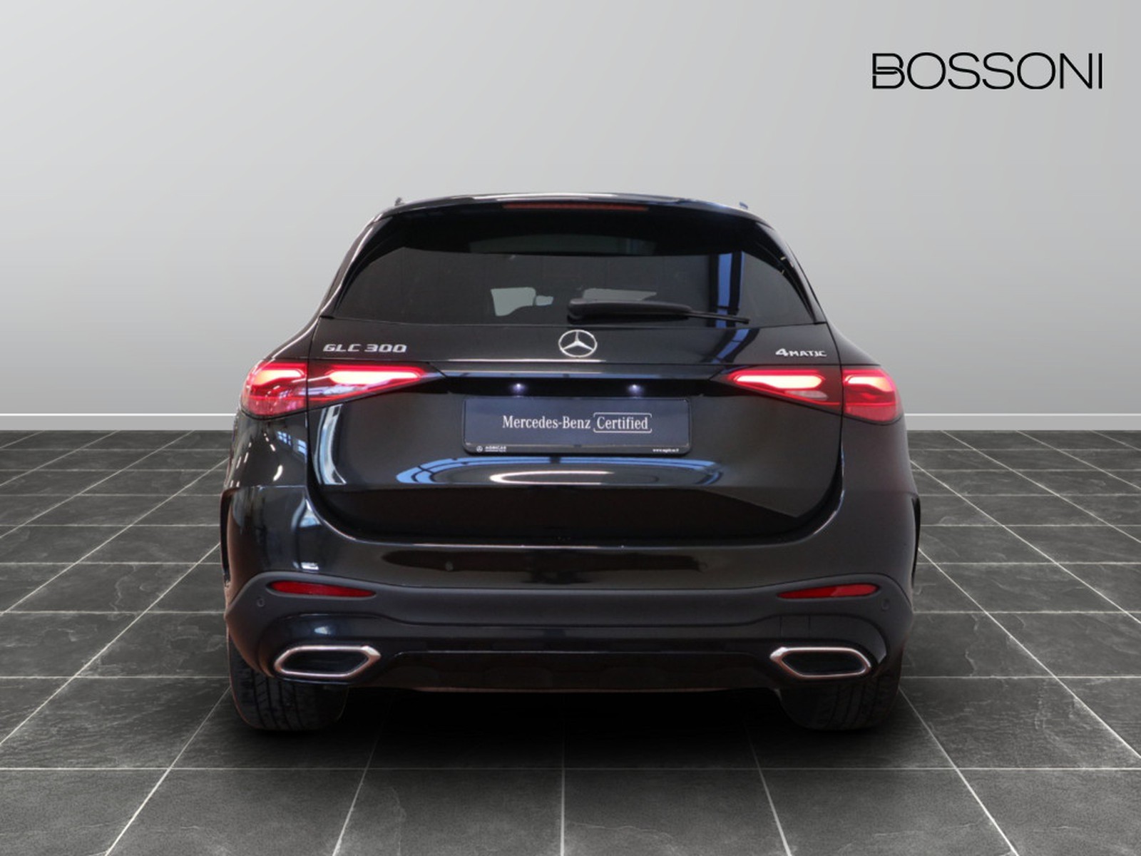 6 - Mercedes GLC suv 300 amg advanced plus 4matic 9g-tronic