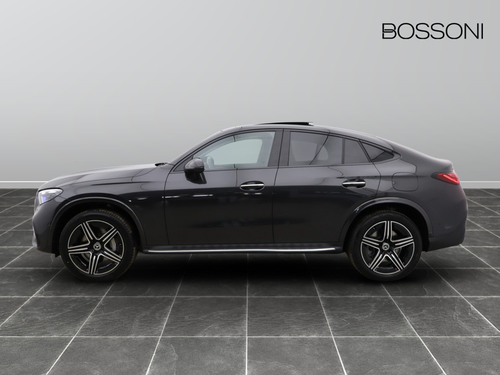 3 - Mercedes GLC coupe 300 de plug in hybrid amg line premium tech 4matic 9g-tronic