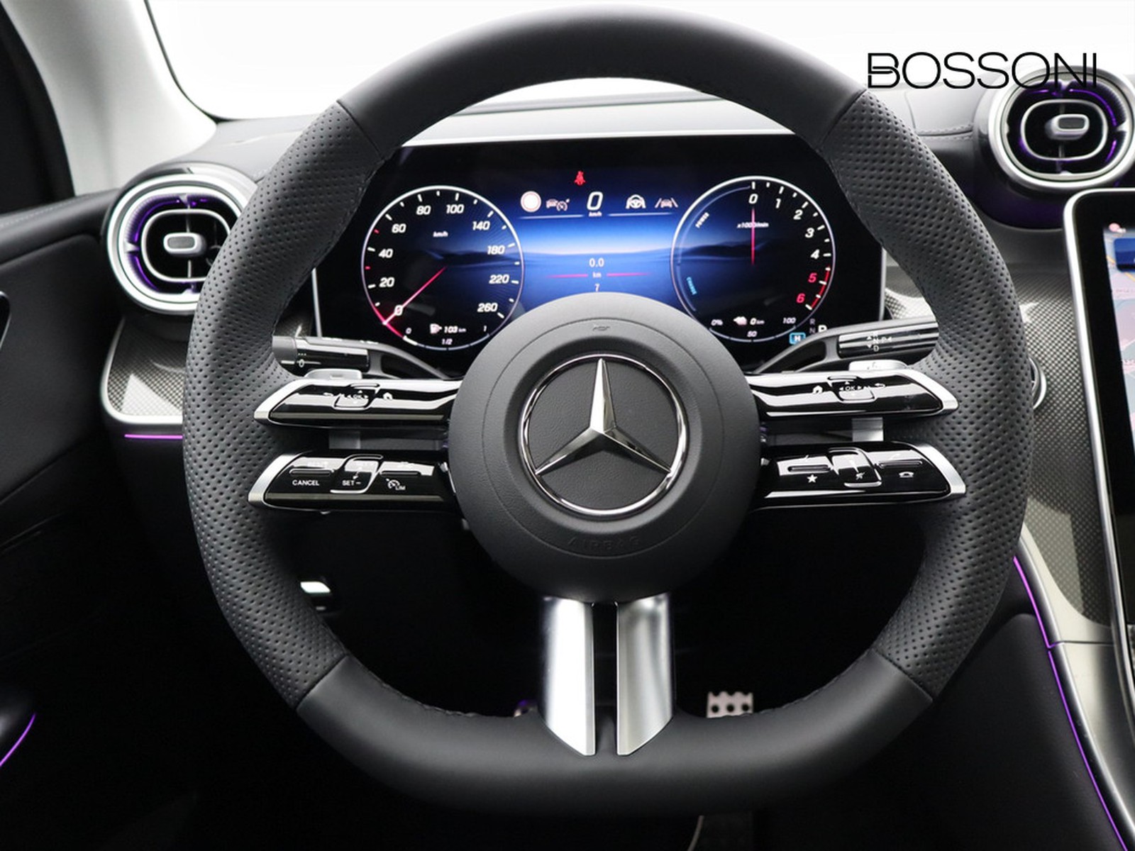 17 - Mercedes GLC coupe 300 de plug in hybrid amg line premium tech 4matic 9g-tronic