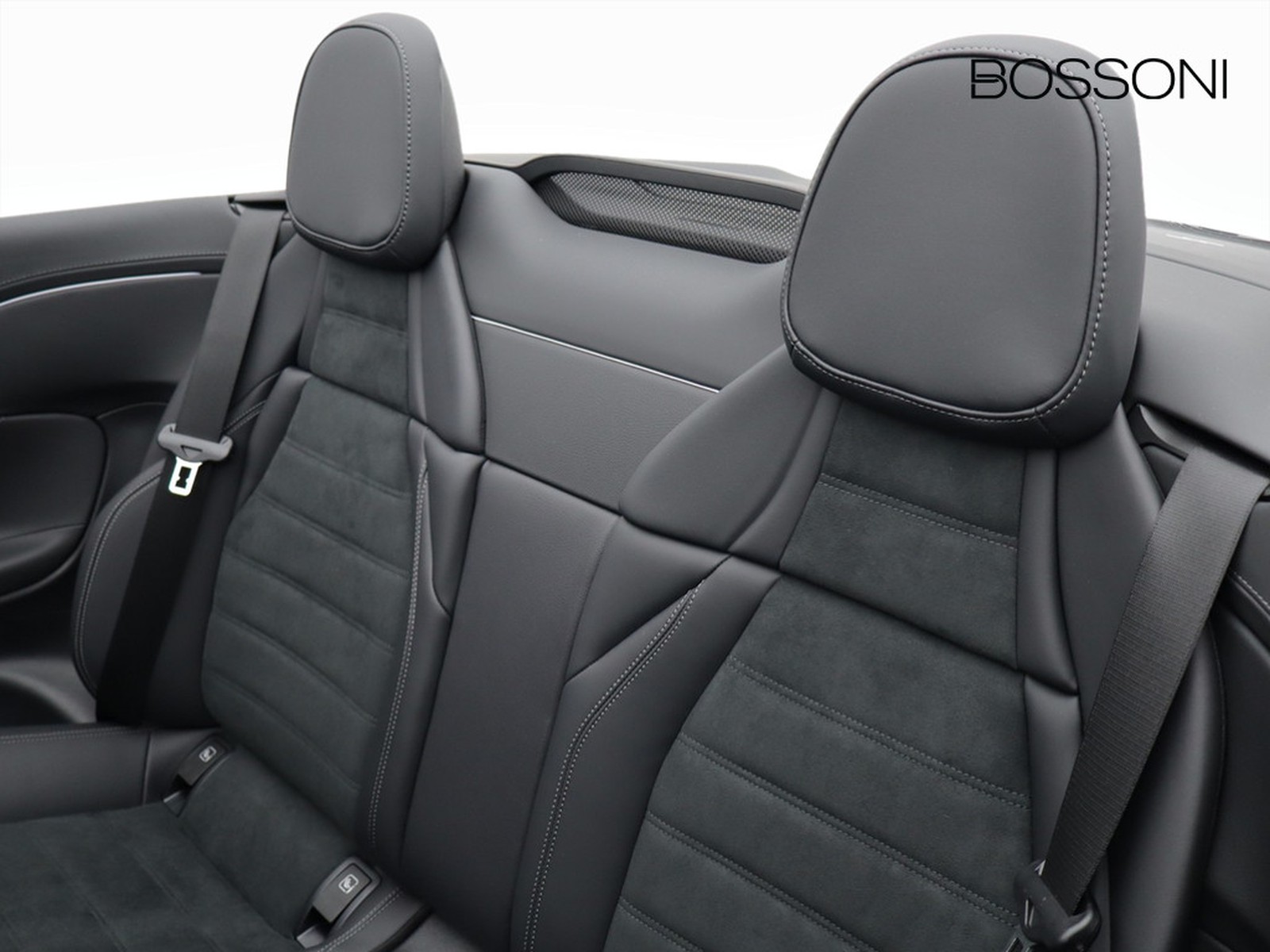 8 - Mercedes CLE cabrio 300 amg line premium plus 4matic 9g-tronic plus