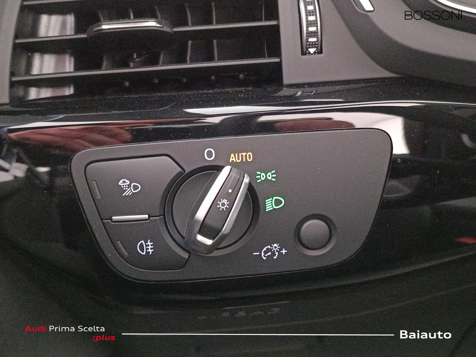 20 - Audi A5 cabrio 40 2.0 tfsi mhev 204cv s line edition quattro s tronic