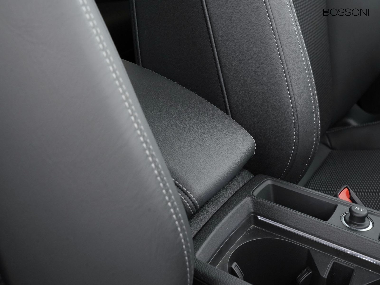 17 - Audi Q3 sportback 40 2.0 tdi 193cv s line edition quattro s tronic