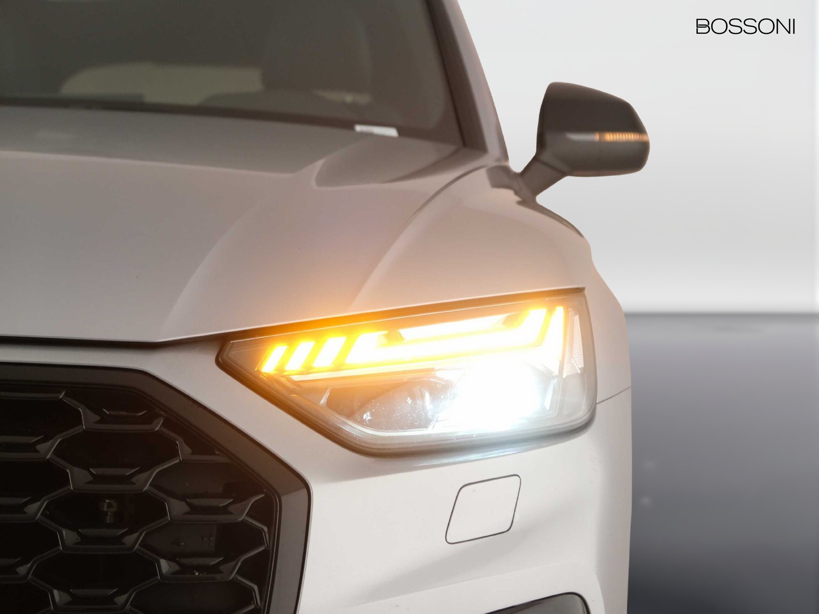 6 - Audi Q5 sportback 40 2.0 tdi mhev 12v s line quattro s tronic