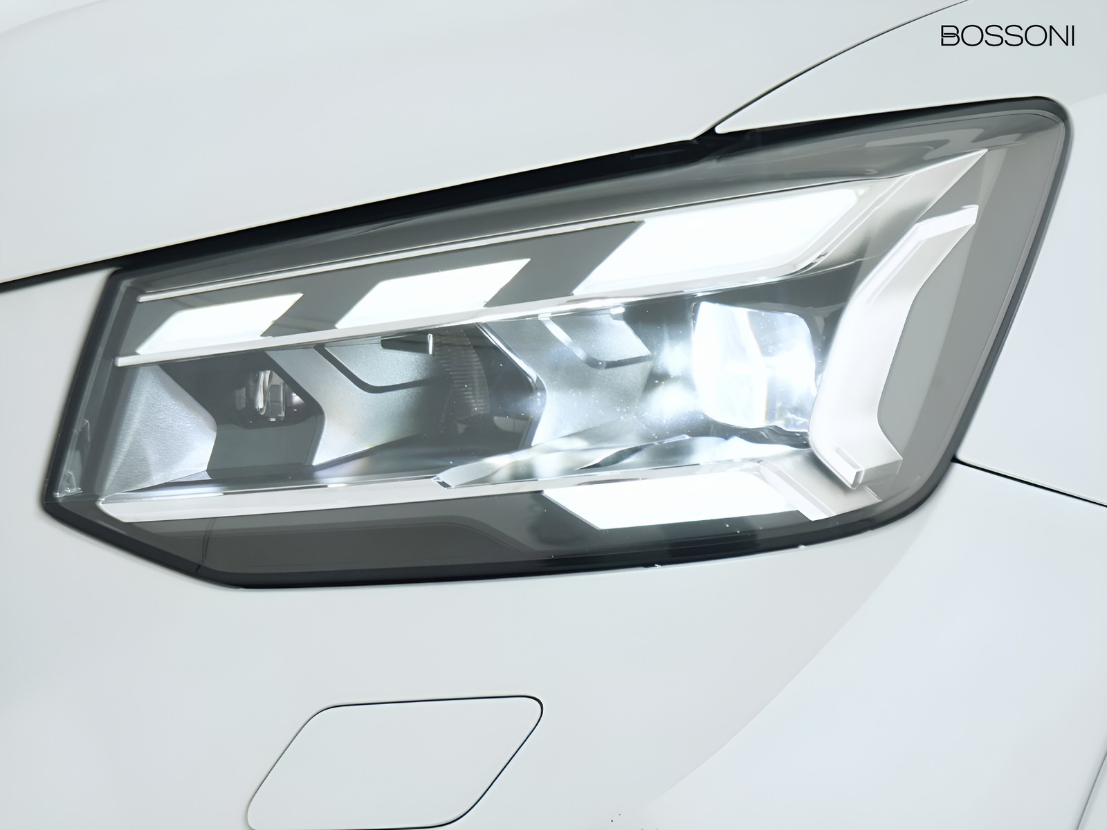 6 - Audi Q2 35 1.5 tfsi s line edition s tronic