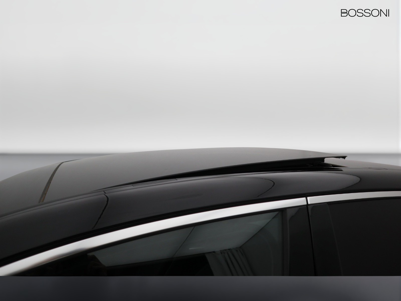 22 - Mercedes EQE suv 350 amg line premium plus 4matic