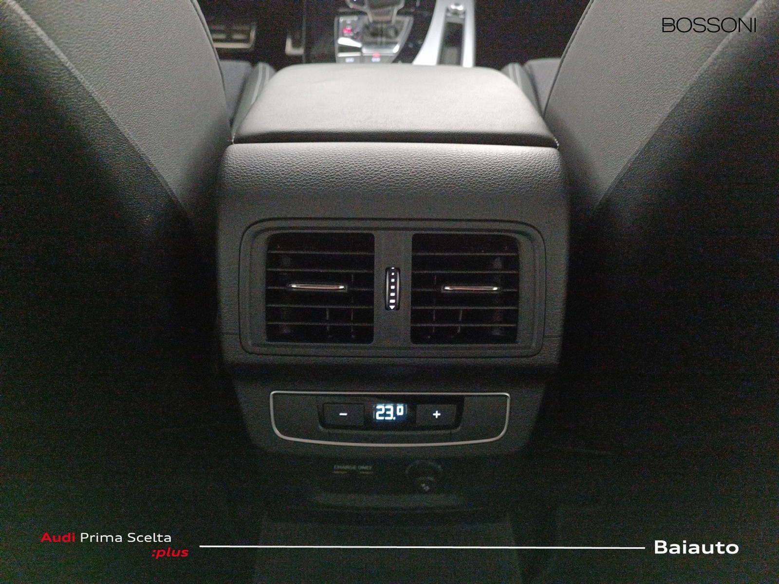 14 - Audi Q5 sportback 40 2.0 tdi mhev 12v s line quattro s tronic