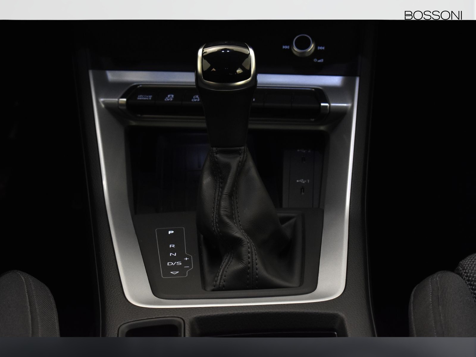 20 - Audi Q3 sportback 40 2.0 tdi 200cv edition quattro s tronic