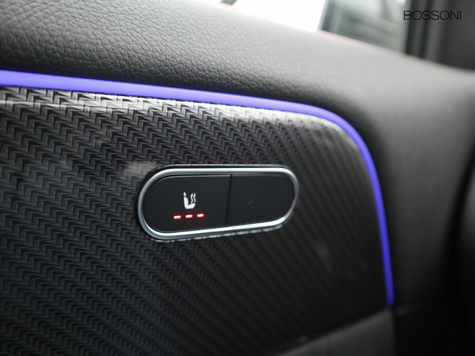 15 - Mercedes GLA 250 e plug-in-hybrid amg line advanced plus 8g-dct