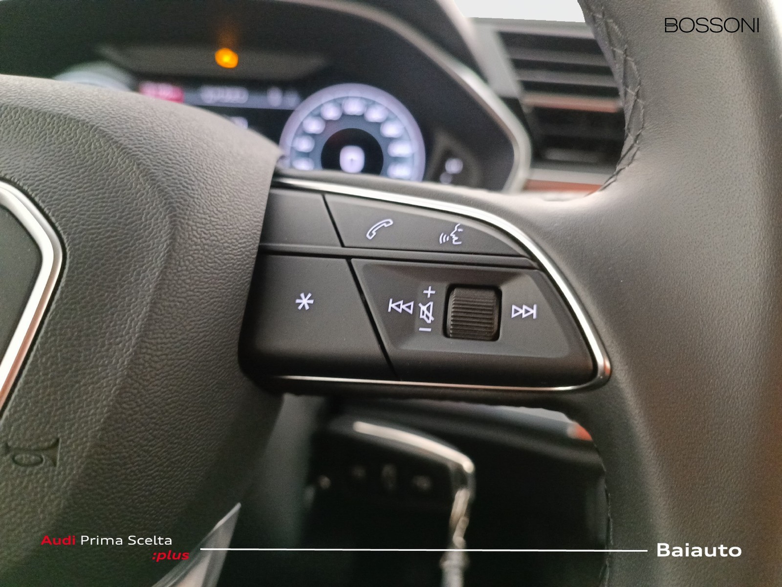 17 - Audi Q3 35 2.0 tdi business advanced s tronic