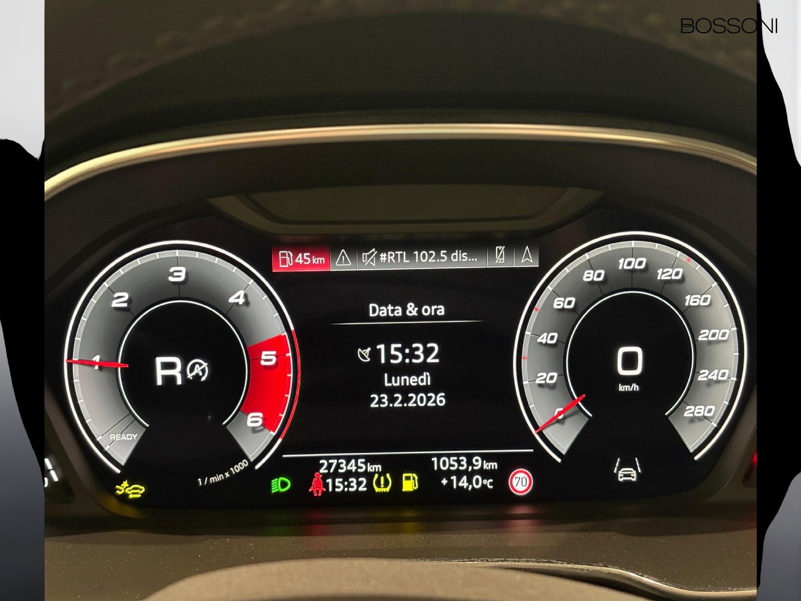 8 - Audi Q3 35 2.0 tdi business advanced s tronic