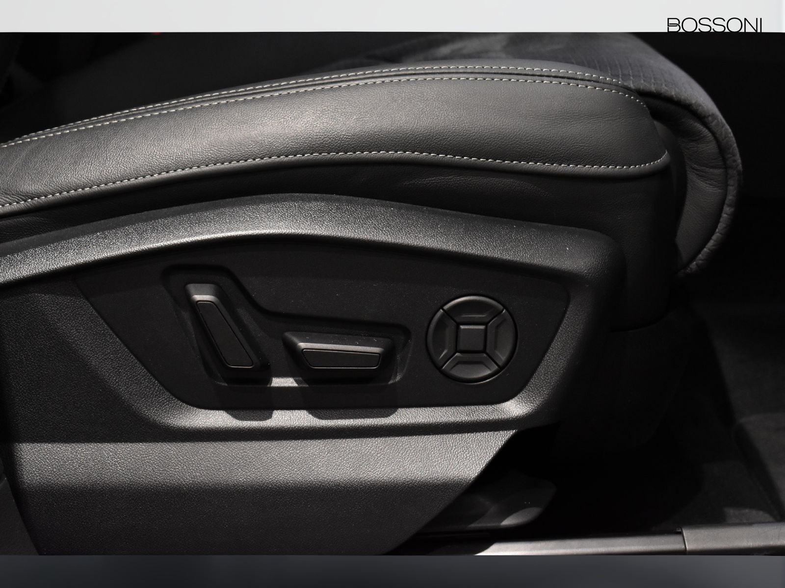 16 - Audi Q8 3.0 v6 tdi mhev 286cv s line edition quattro