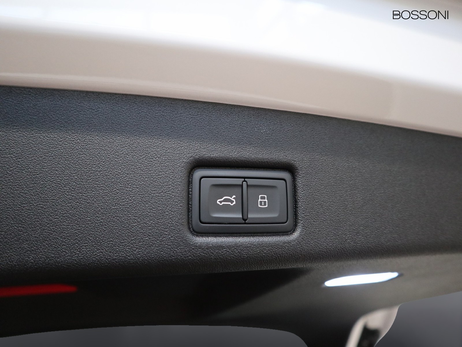 22 - Audi Q5 2.0 tdi mhev+ 204cv s line edition quattro s tronic