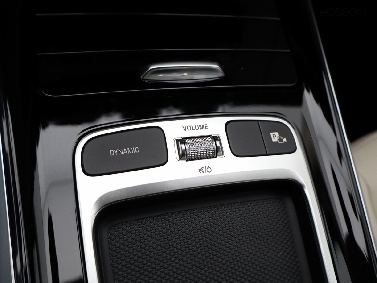 14 - Mercedes GLA 180 progressive advanced 7g-dct