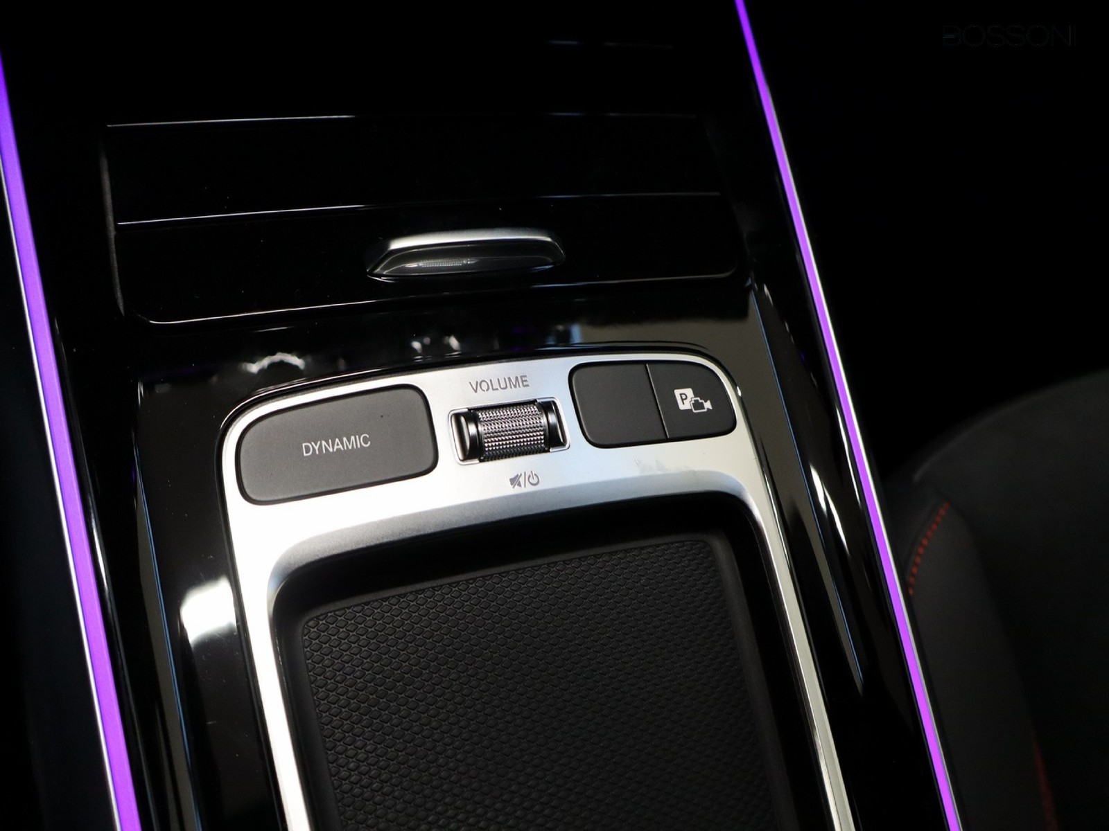 14 - Mercedes GLA 180 amg line advanced plus 7g-dct