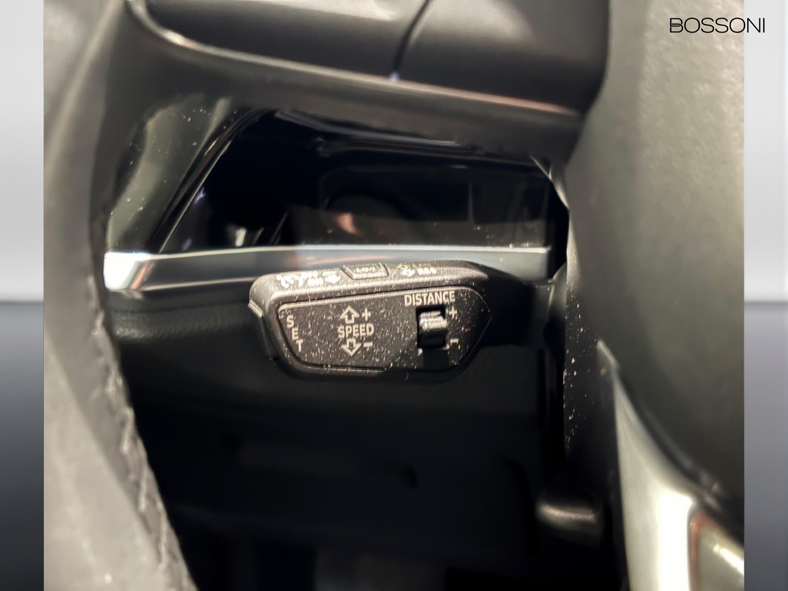 14 - Audi Q3 35 2.0 tdi business advanced s tronic