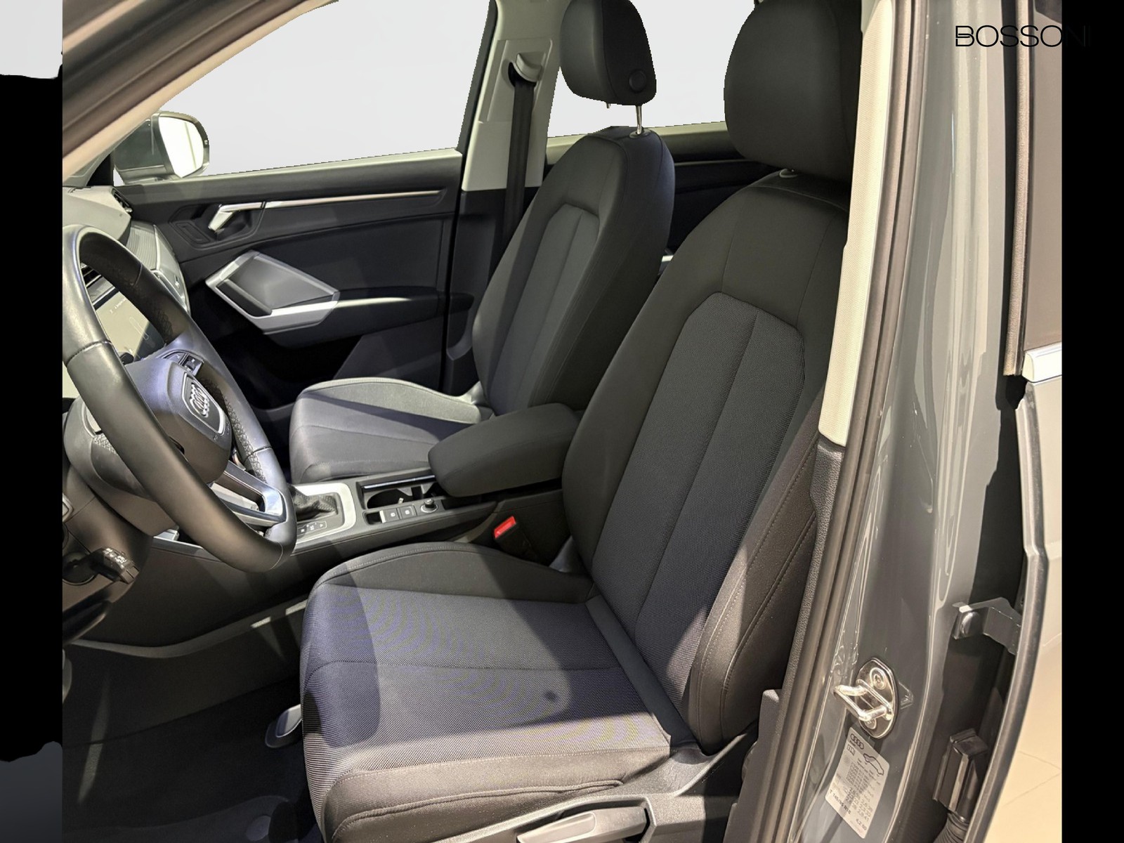 23 - Audi Q3 35 2.0 tdi business advanced s tronic