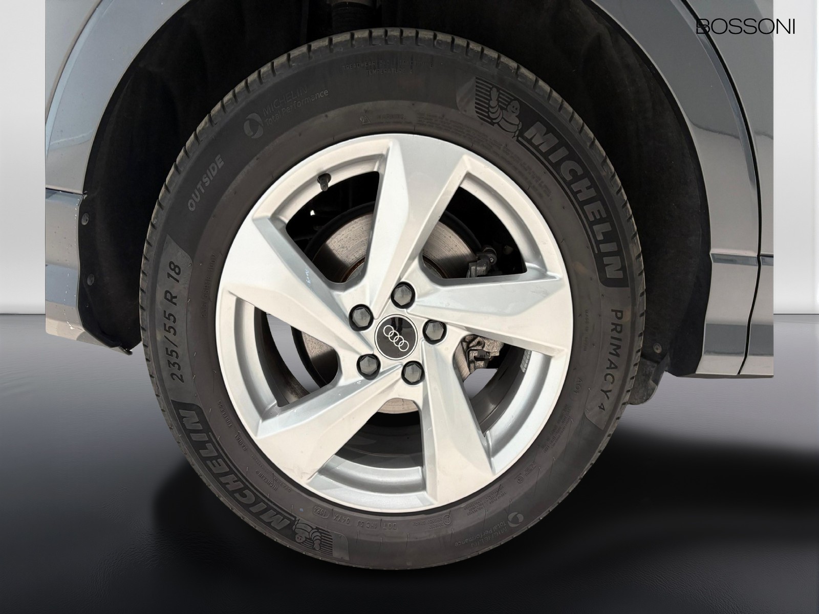 26 - Audi Q3 35 2.0 tdi business advanced s tronic