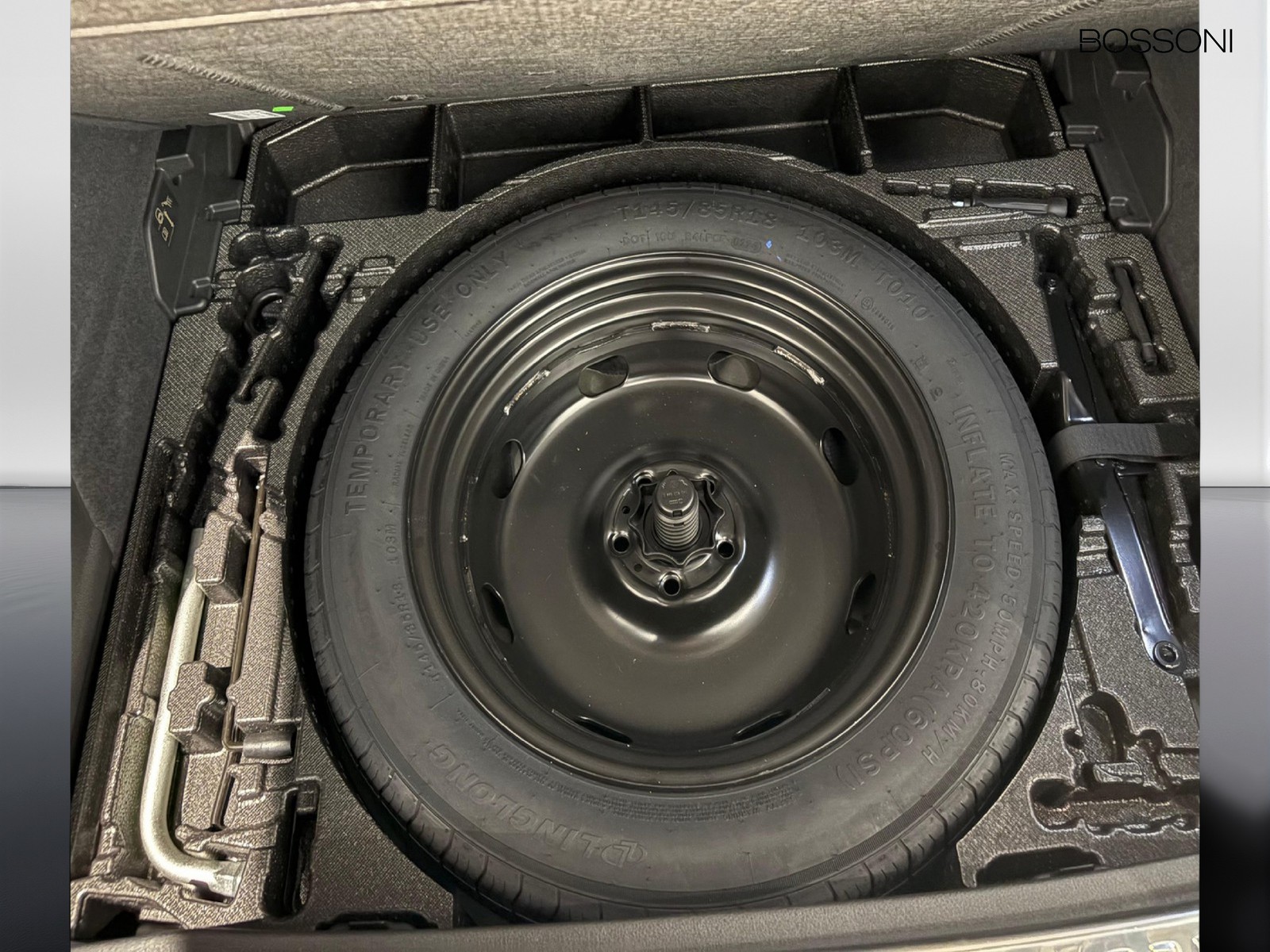 32 - Audi Q3 35 2.0 tdi business advanced s tronic