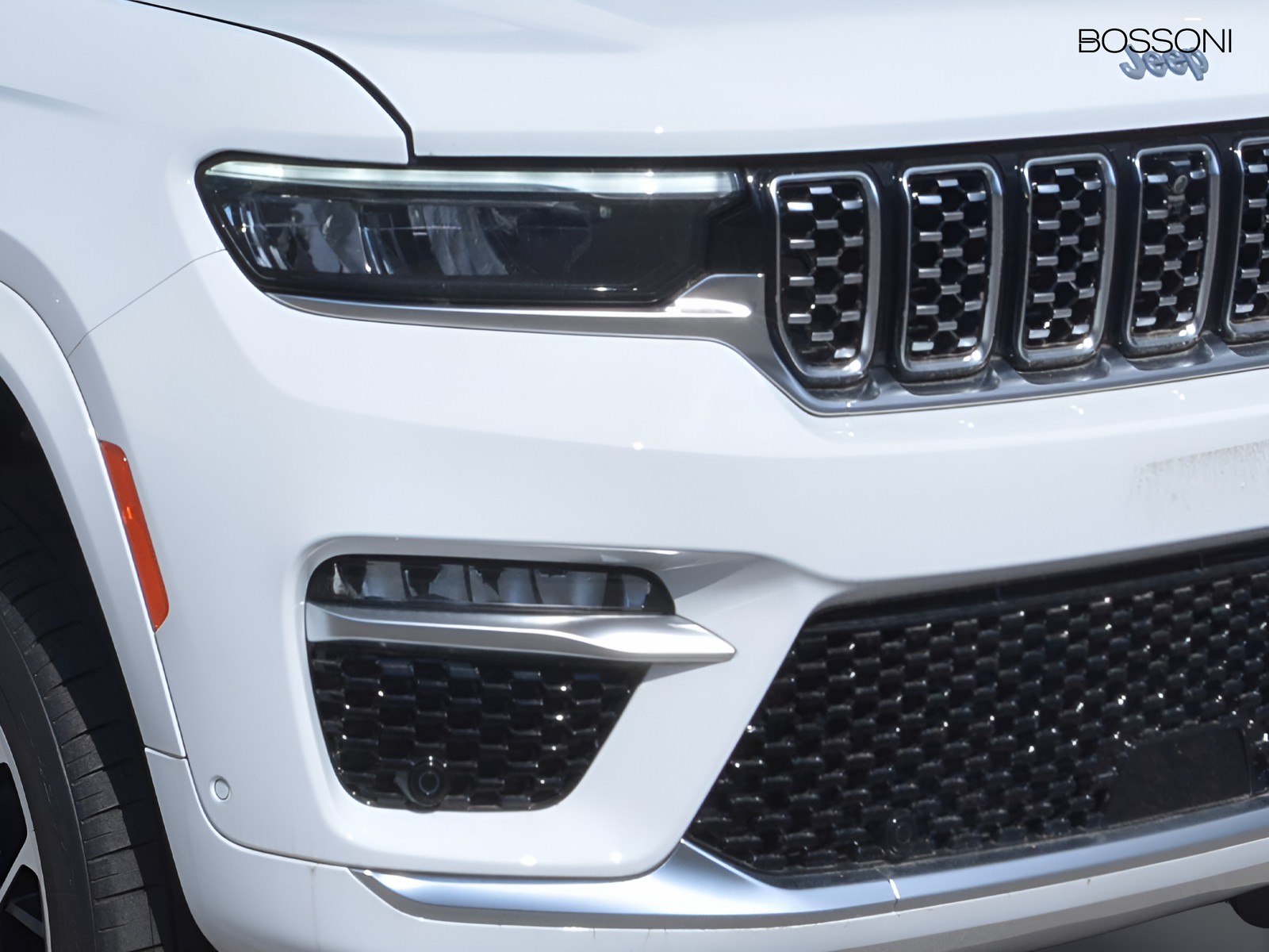 26 - Jeep Grand Cherokee 2.0 atx phev summit reserve 4xe auto