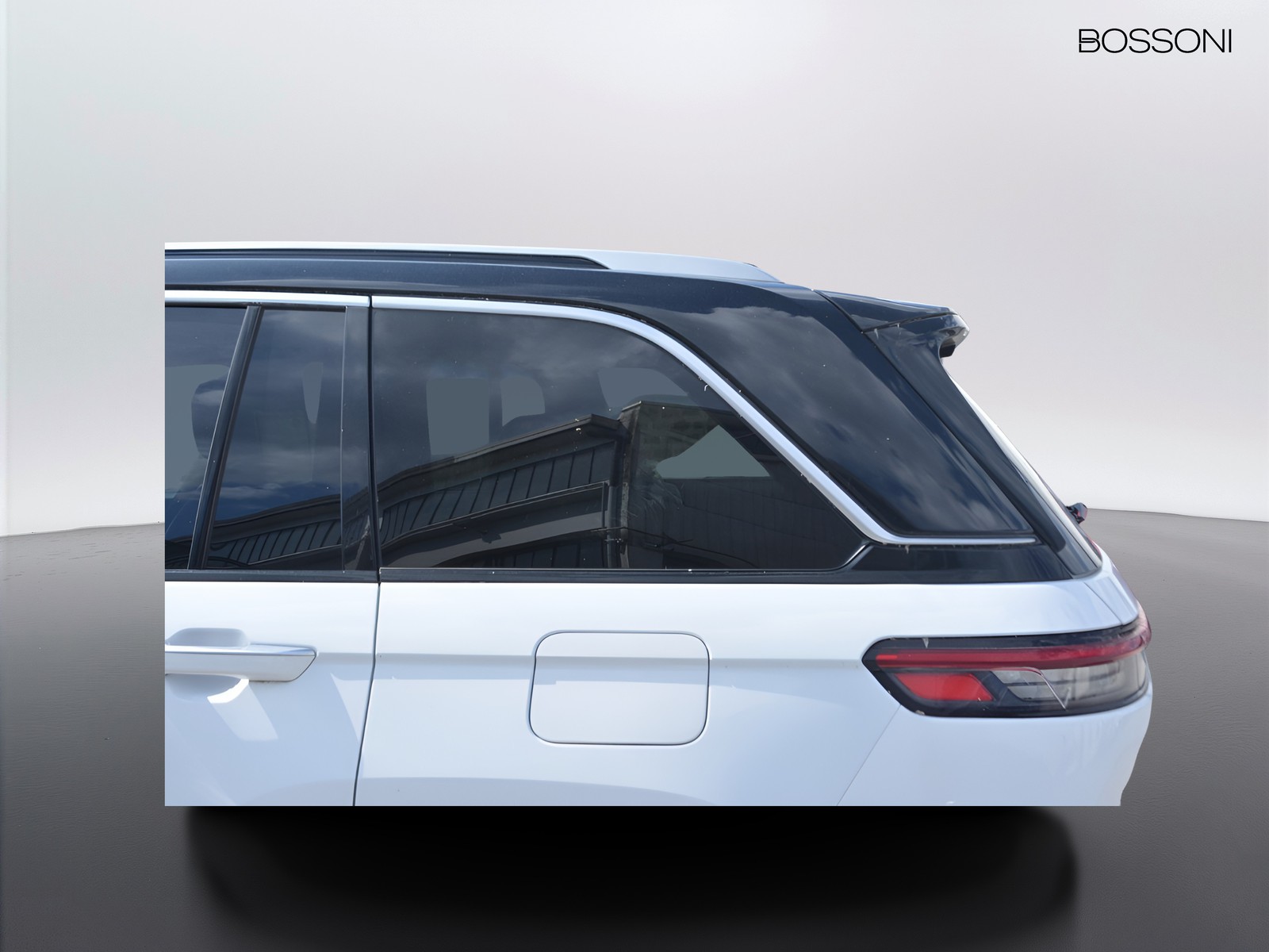 28 - Jeep Grand Cherokee 2.0 atx phev summit reserve 4xe auto