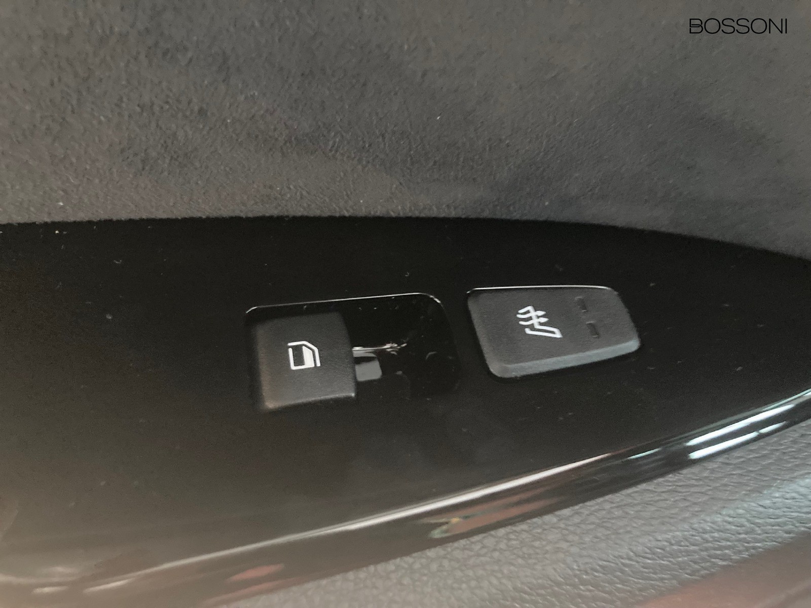 16 - Kia Sportage 1.6 t-gdi phev gt-line plus premium pack awd at6